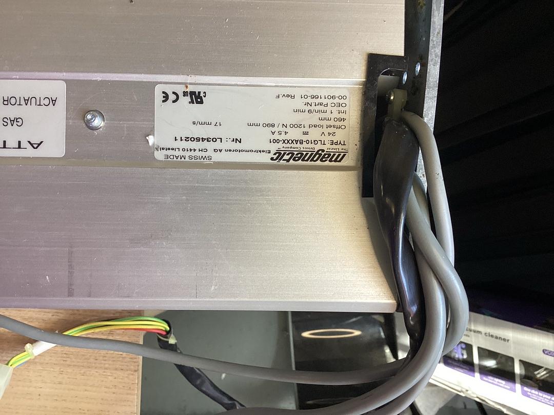 989b9aa7-67af-47ad-94a9-57cf28a692a8.large